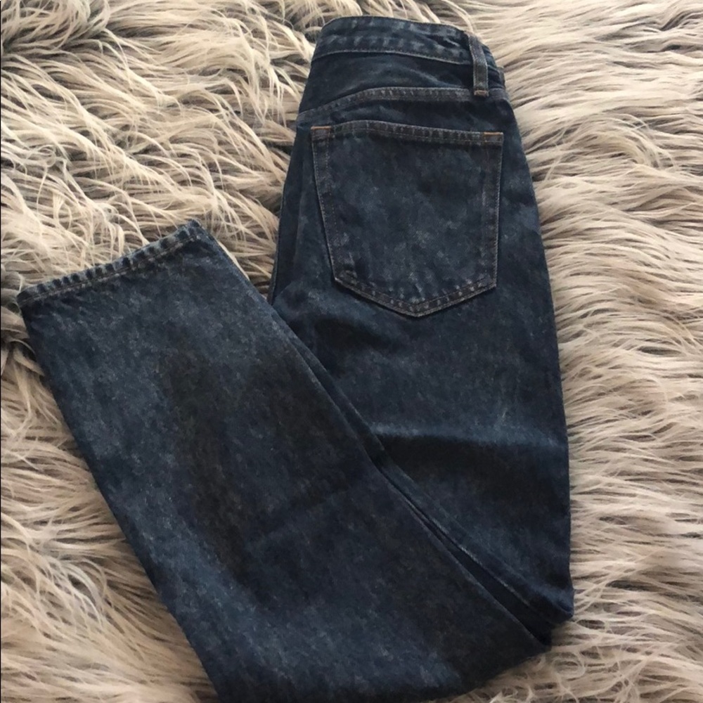 High Rise Mom Jeans. Excellent condition - Picture 4 of 6